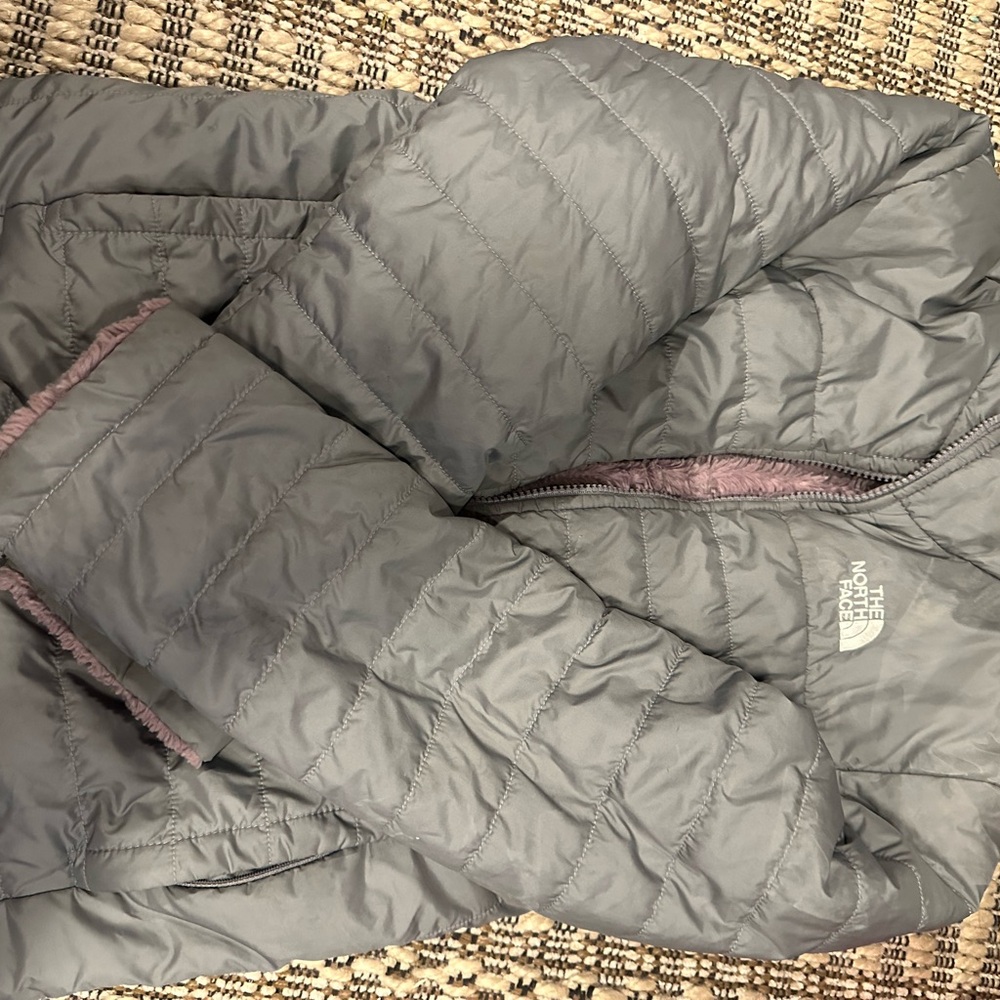The North Face Gray Puffer Jacket, reversible! great condition. Size 10-12